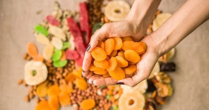 میوه خشک چاق کننده‌ است یا لاغر کننده